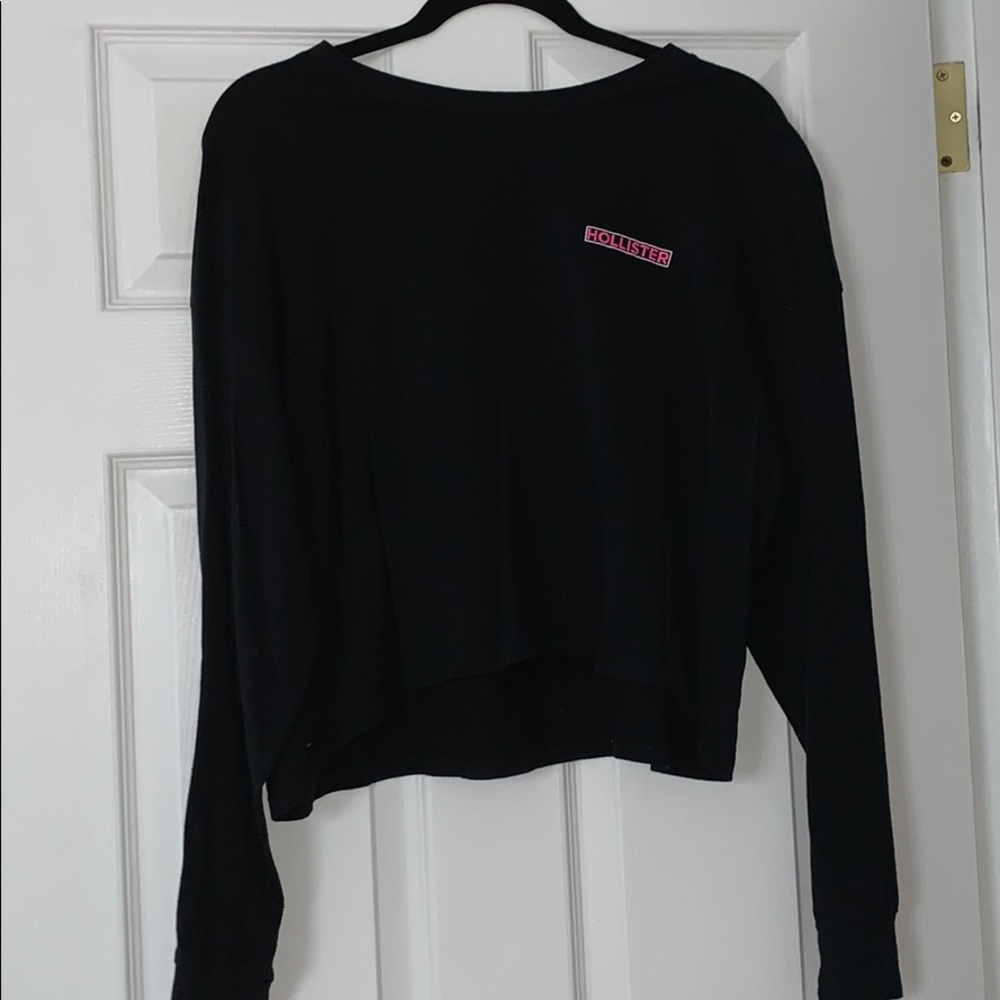 Hollister cropped long sleeve shirt